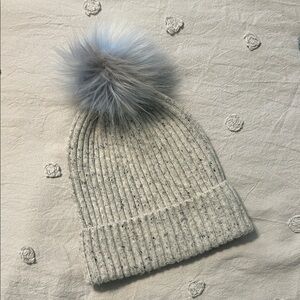 American Eagle Outfitters Gray Speckled Knit Beanie with Ice Blue Pom-Pom